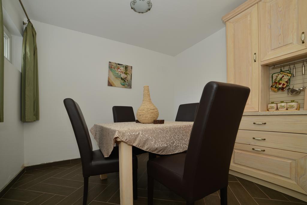 Apartments Kuljace Ilha Ilha Sveti Stefan Exterior foto